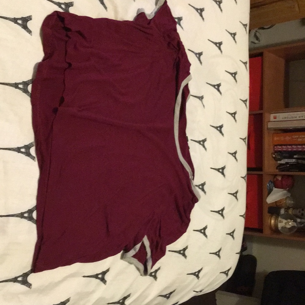 Size L crop top from ambiance